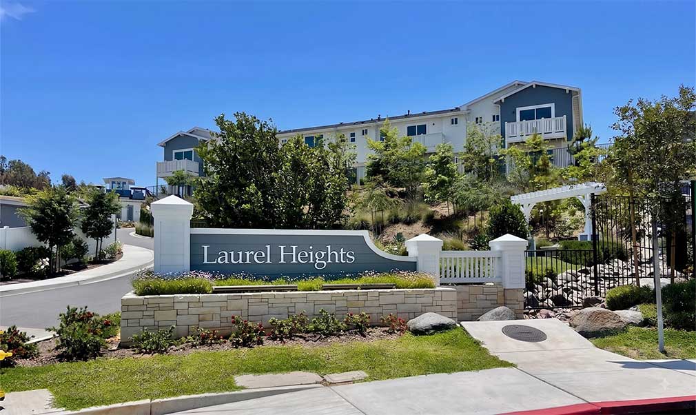 Laurel-Heights-townhomes-on-a-hill2
